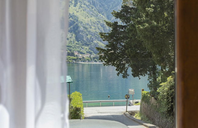 Muo Sea Front Apartments Kotor - Photo 22