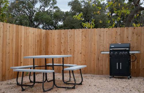 Winston's Hideaway. A few blocks walk to downtown. - Foto 34