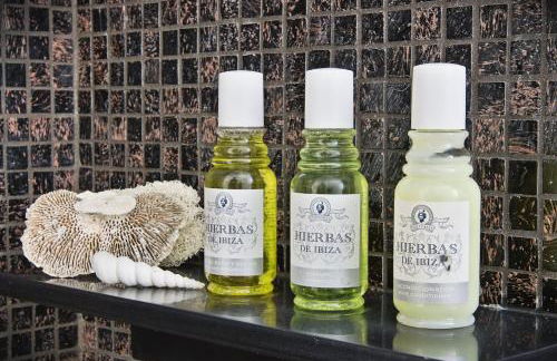 Irresistible Ibiza Villa 3 Bedrooms Villa Buena Private Heated Pool - Foto 22