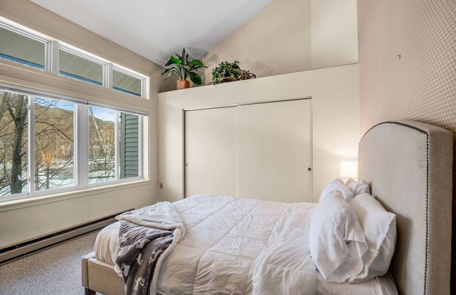 Loon Escape - Photo 14