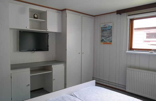 6 Pers - Chalet Emma Located at the Lauwersmeer With own Fishing Pier - Foto 4