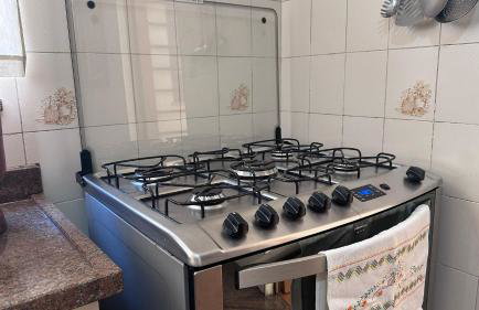 Casa com Piscina no Centro - 13 pessoas - Churrasqueira - Elegante - Foto 13