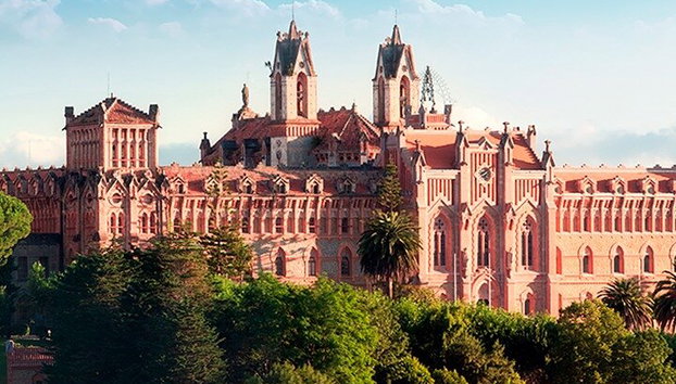 Santander: El Capricho di Gaudí, Santillana e il bosco di sequoie - Foto 4