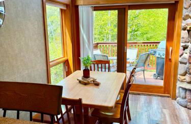 Charming Lutsen Mountain Townhome with Pool Access - Foto 8