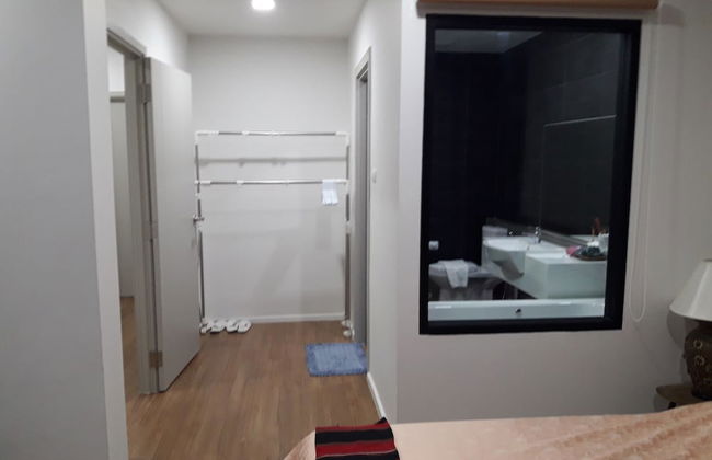 New Loft Modern Home - Photo 15