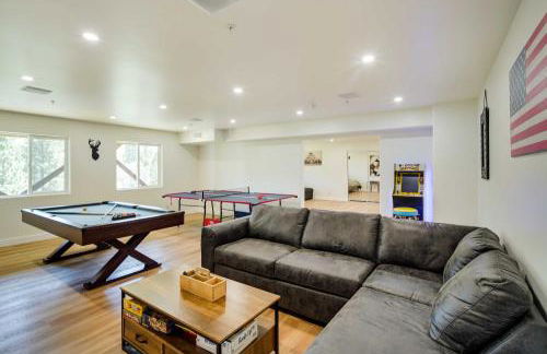 Lake Arrowhead Getaway with Decks and Game Room! - Foto 3