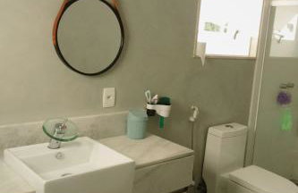 Casa Teresópolis perto do centro com três suítes e piscina - Foto 7