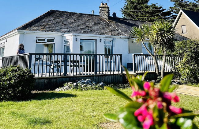 Wavecrest Holiday Cottage - Photo 1