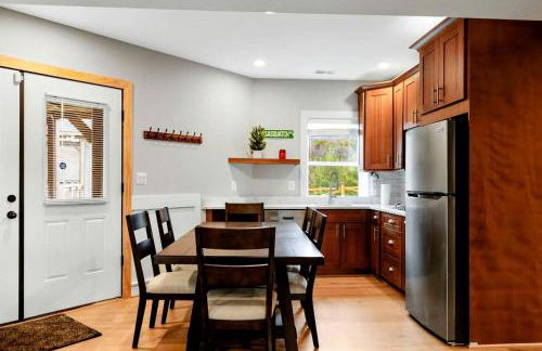 Luxurious A-Frame Mountain Retreat with Hot Tubs & Game Room Near Seneca Rocks, Milam, WV - Foto 22