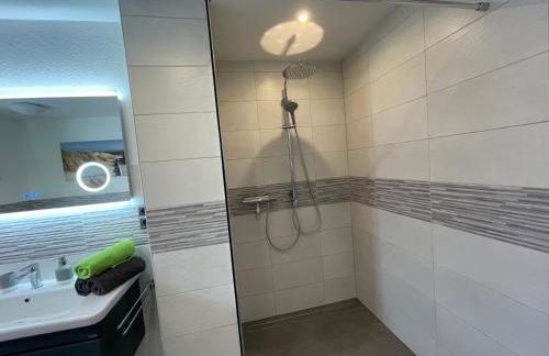 Ferienhaus BellaVita - mit großem eingezäuntem Garten - Infrarotsauna - 3 Hunde willkommen - Badesee 800m entfernt - Foto 18