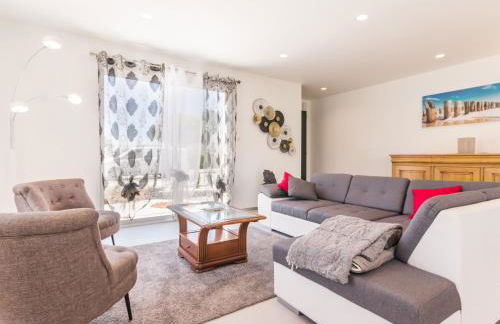 Maison moderne à 100m de la mer avec jardin clos, garage, WiFi, proche camping avec commerces, animaux OK - FR-1-306-1205 - Foto 2