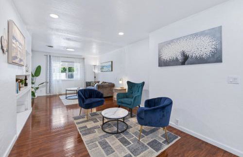 Del Mar pool Home - Photo 9