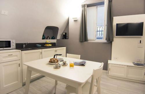 LA QUADRA SUITES - Central Apartments in Iseo with daily housekeeping - Foto 23