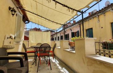 Fenix Otello Apartments - Foto 2