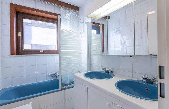 Apartment With Parking and Panoramic sea View - Foto 12