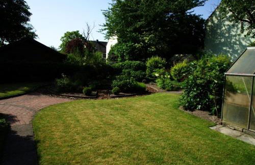 Gemütliches Haus - traumhafter großer Garten - Foto 22