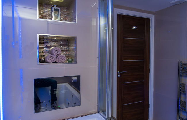 Aphrodite Suites Huddersfield - Foto 71