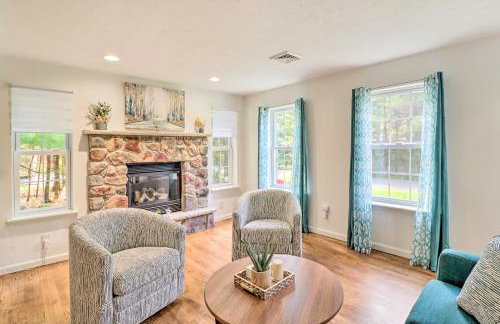 Hot Tub and Deck Gorgeous Retreat in Pocono Summit! - Foto 5