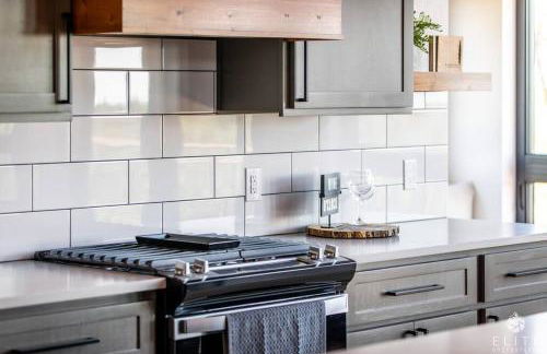 Luxury Living at The Eagles Perch Palmer AK - Foto 28