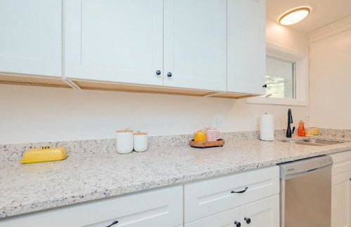 Next to CNU New Listing with Beautiful Finishes - Foto 30