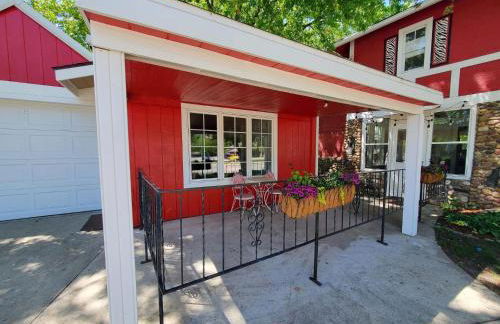 127 Hwy 71 AT Bunk House - Photo 2