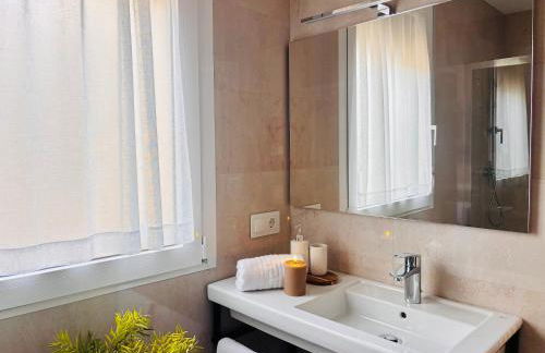 Apartamentos Adarve Centro histórico - Photo 40