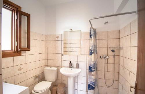 Elithas Central & Budget Stay - Foto 13