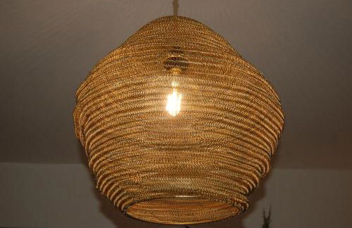 Aux Trompettes Violettes - Foto 32