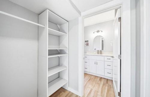 Siesta Key, Heated Pool, Dock on Lagoon, Turtle Beach 1 mile and Crescent Beach 2 miles, 1bdr - Foto 20