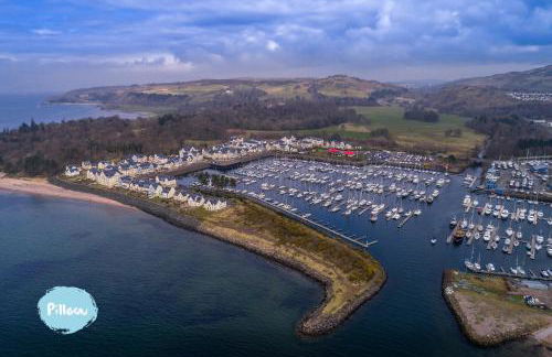 Marina View Apartment - Photo 10