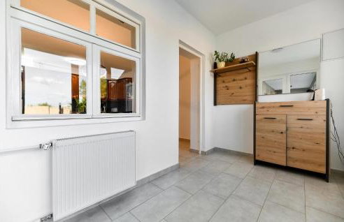 4 Bedroom Amazing Home In Prkos - Foto 11