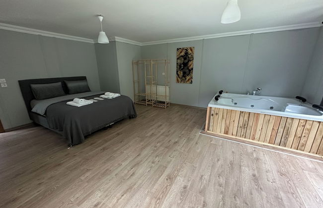 Mariposa Luxury House - Photo 3