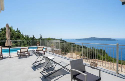 Areti-Elena Oxomeria - Foto 35