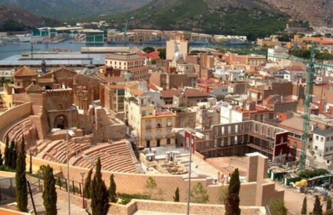 Stylish 2-bed Apartment Overlooking the Fairways - Foto 47