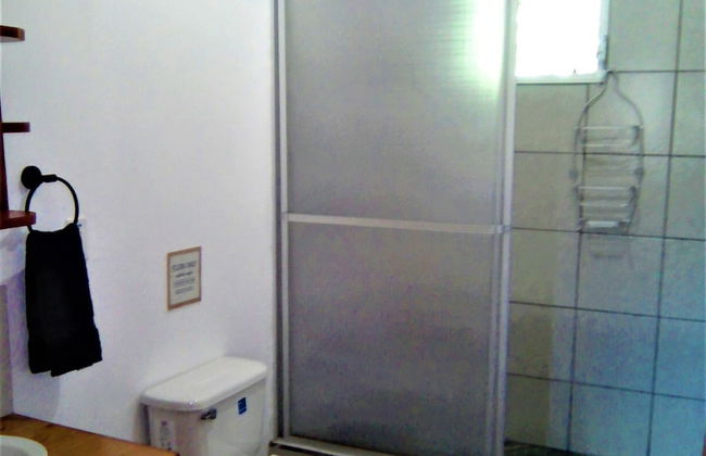 Family Treehouse Retreat Cozy Cabin in Tropical Gardens, Minutes From Ruins - Foto 9