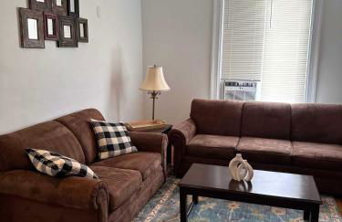 Stunning 3BR-Private Entrance-Renovated-Near City - Foto 11