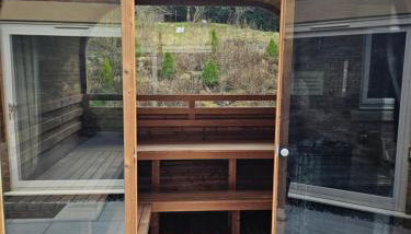 Rent My Spa Home with Pool table Hottub and Sauna - Foto 5