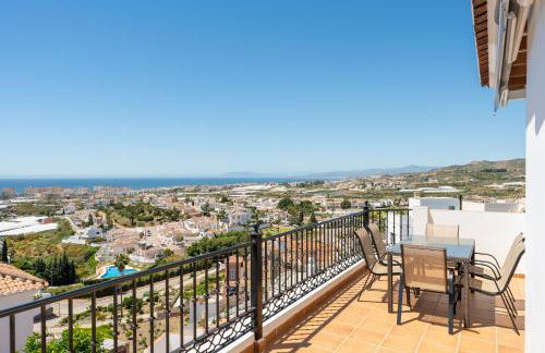 Villa Sea Breeze by Solset - Photo 27