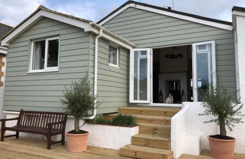 Driftwood Beach House - Photo 22