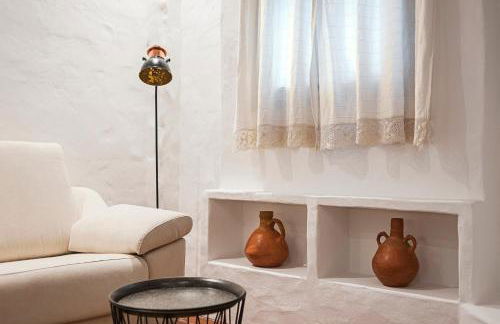 Habitaciones y Apartamentos en el centro La Jábega by Conil Home - Photo 4