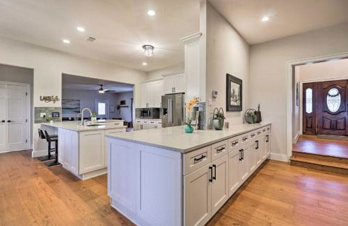 Modern Lakehouse with Stunning Views and Hot Tub! - Foto 8