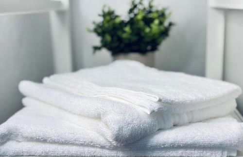 Near Airport -BGY BERGAMO AIRPORT STAY - Free WIFI - Foto 5