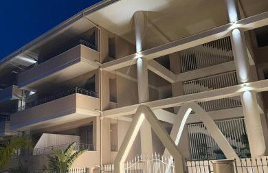 SkyView Apartment at Middletown - Sea View & Private Parking - Foto 9