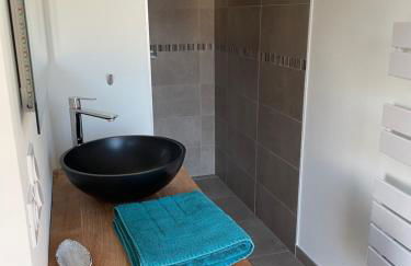 À mont nos hôtes - Foto 21