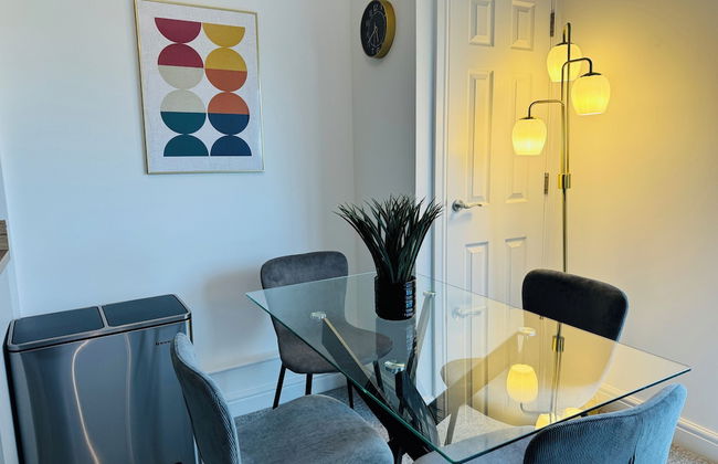 Spacious One Bed Apt With Scenic Views - Foto 9