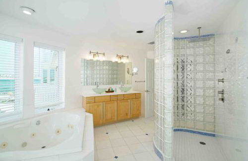 Icon Playce: Beachfront with 360 rooftop - Foto 52