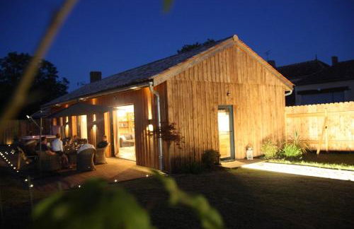 La Longère de Chillac campagne chic jacuzzi - Foto 14