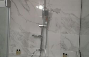 George & Dimitra's House - Foto 14