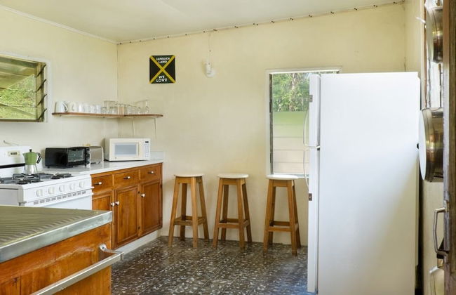 Retreat Plantation House - Photo 7