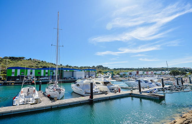 Poolside Apartment with 2 bedrooms, patio and BBQ - Foto 49